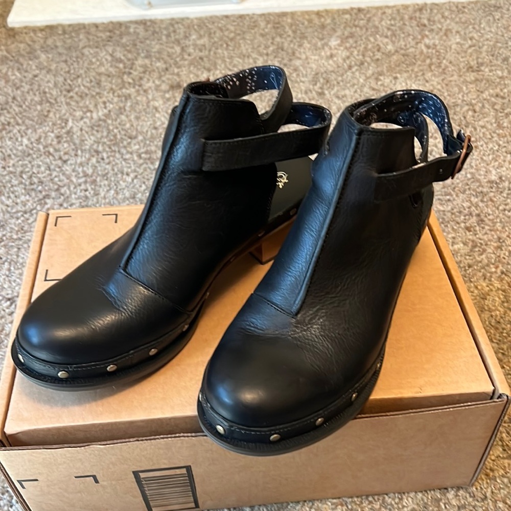 Chaco Women’s Cataluna Clog